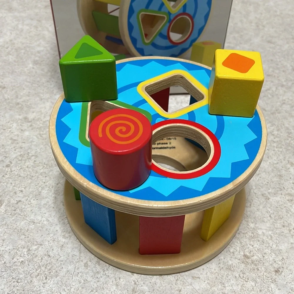 J’ADORE ROLLING RAINBOW WOODEN SHAPE SORTER